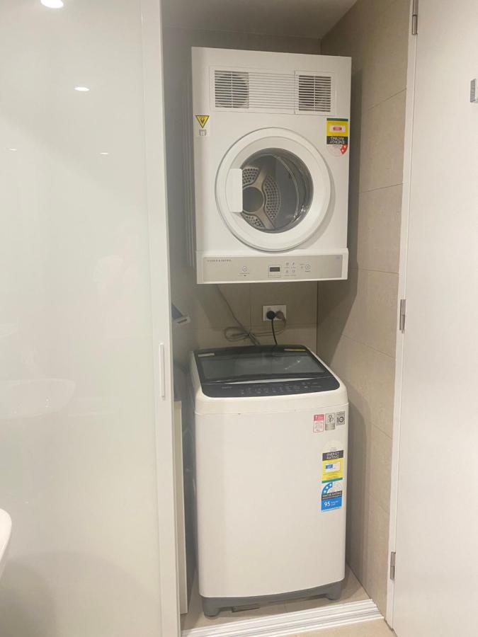 One Bedroom With Roof Pool Apartment Sydney