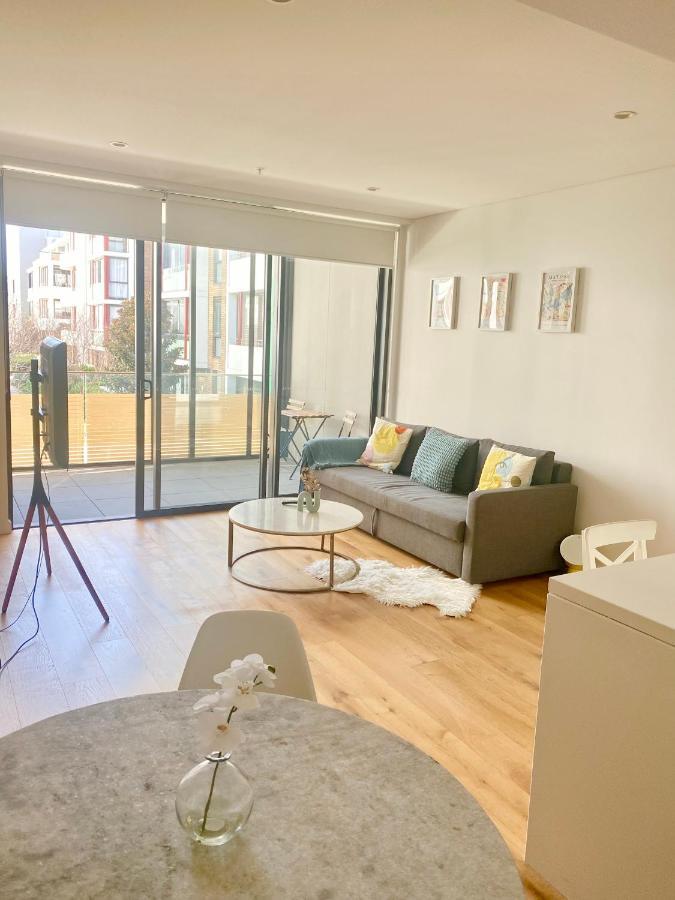 One Bedroom With Roof Pool