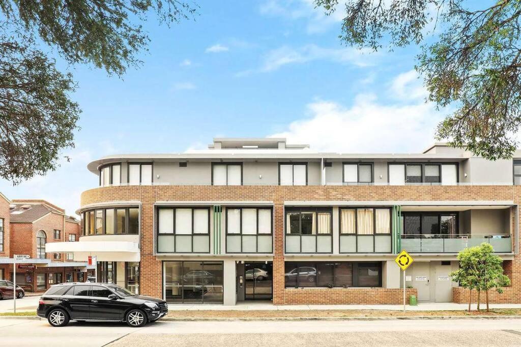 One Bedroom With Roof Pool Sydney